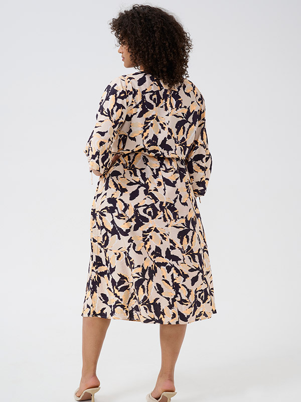 KCPACA - Plus Size Kjole fra Kaffe Curve