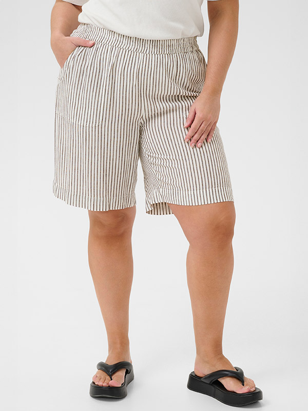 KCMILLE - Plus Size Shorts fra Kaffe Curve
