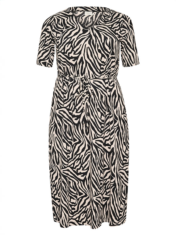 KCIVENA - Plus Size Kjole fra Kaffe Curve