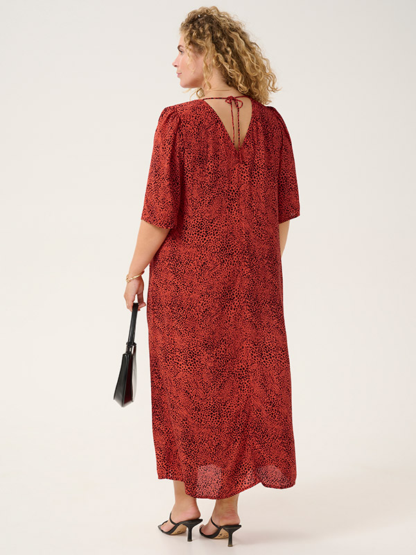 KCALIANA - Plus Size Kjole fra Kaffe Curve