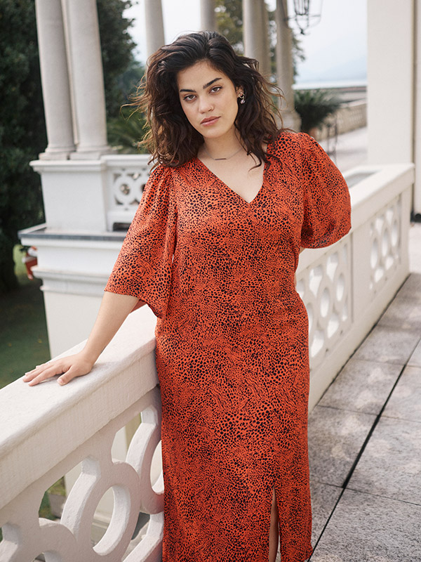 KCALIANA - Plus Size Kjole fra Kaffe Curve