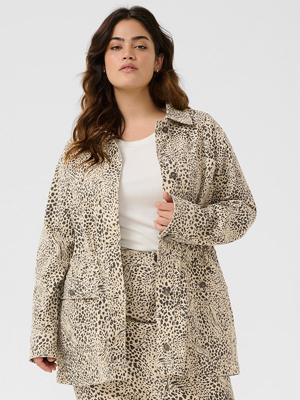 KCLISIA - Plus Size Jakke fra Kaffe Curve