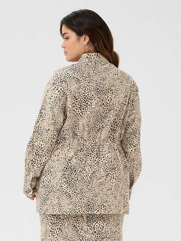 KCLISIA - Plus Size Jakke fra Kaffe Curve