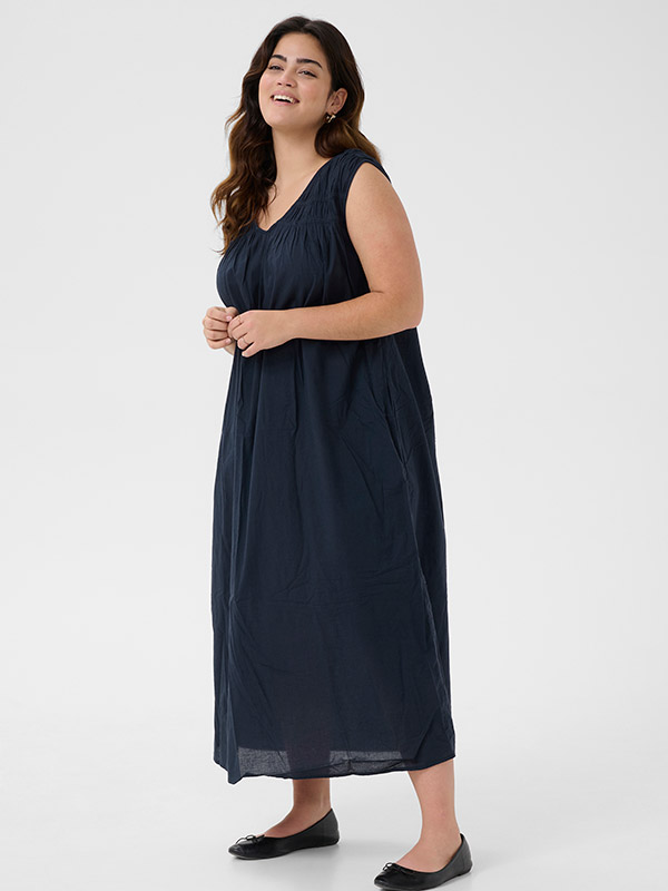 KCTHIA - Plus Size Kjole fra Kaffe Curve