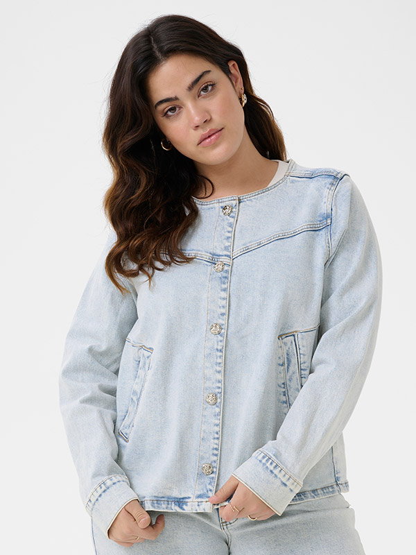 KCMAIA - Plus Size Jakke fra Kaffe Curve