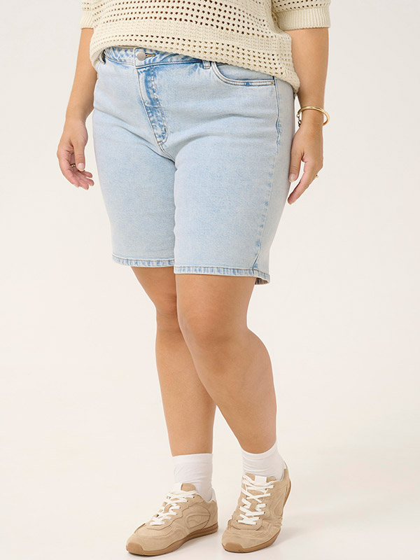 KCMAIA - Plus Size Shorts fra Kaffe Curve