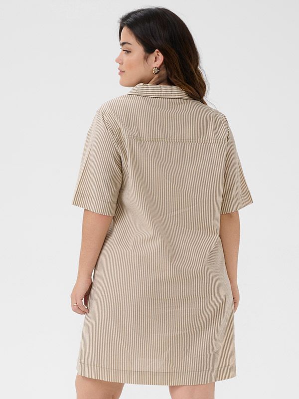 KCNANA - Plus Size Kjole fra Kaffe Curve