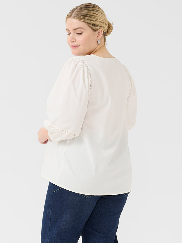 KCLILJE - Plus Size Bluse fra Kaffe Curve