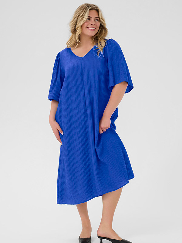 KCLISANA - Plus Size Kjole fra Kaffe Curve