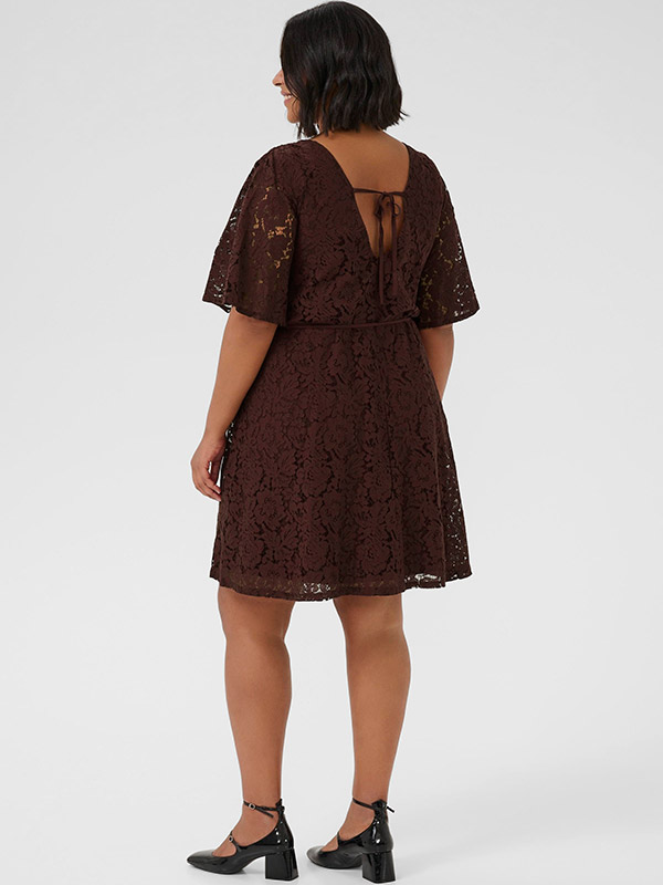 KCNIMA - Plus Size Kjole fra Kaffe Curve