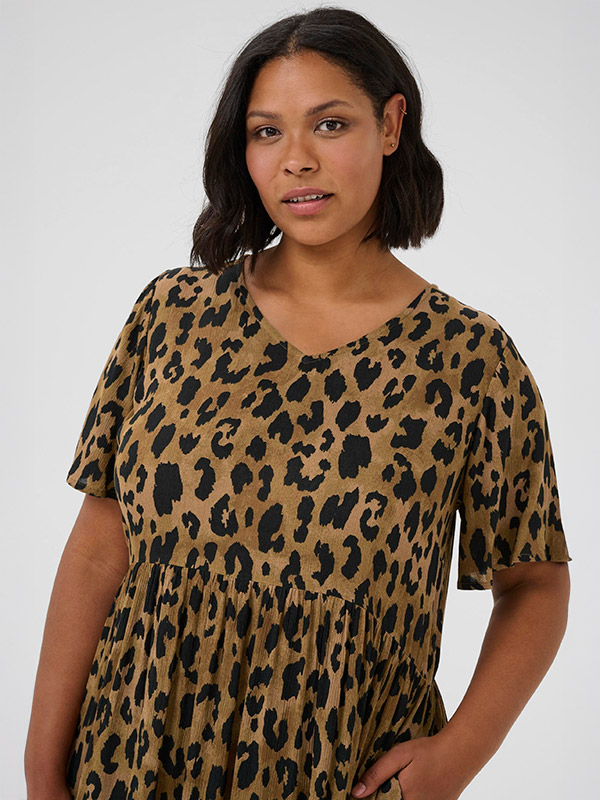 KCMOLLY - Plus Size Kjole fra Kaffe Curve