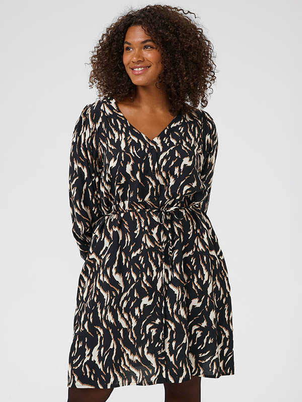 KCMILINA - Plus Size Kjole fra Kaffe Curve