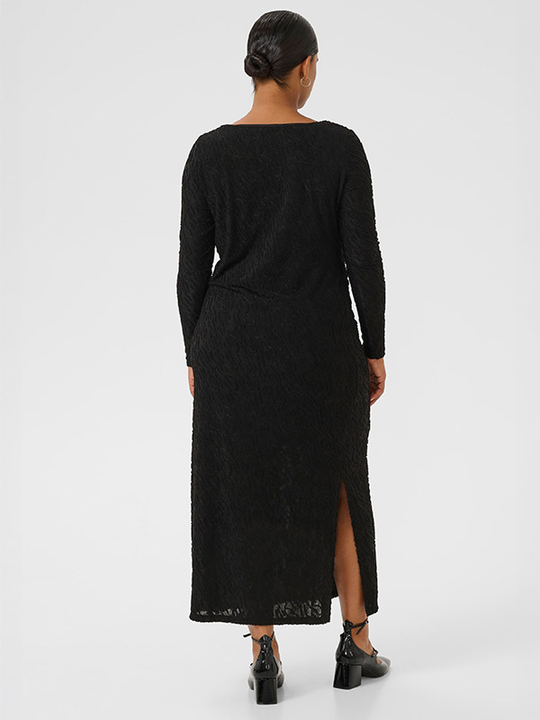 KCZARINA - Plus Size Kjole fra Kaffe Curve