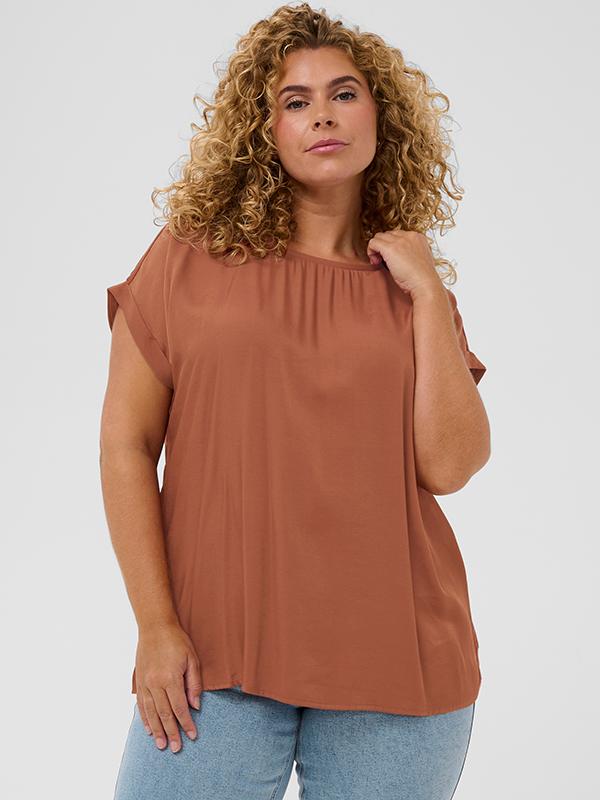 KCMILIA - Plus Size Bluse fra Kaffe Curve