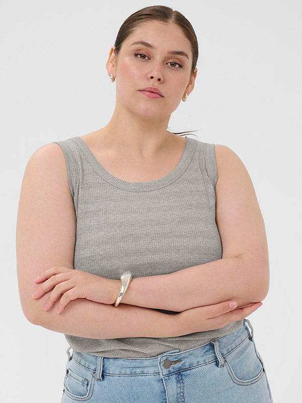 KCKARLI - Plus Size Topp fra Kaffe Curve
