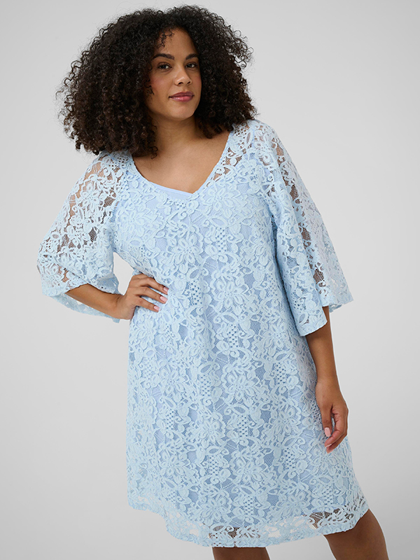 KCLUCY - Plus Size Kjole fra Kaffe Curve