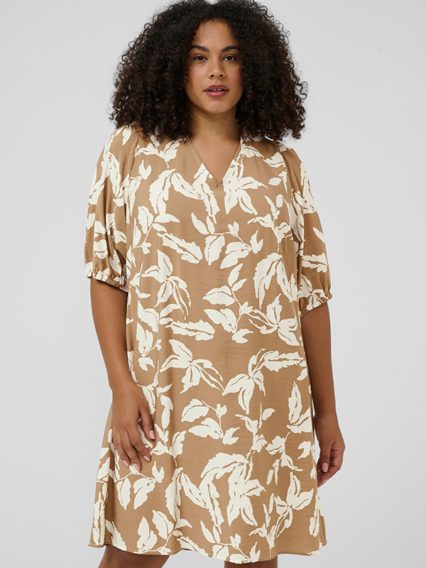 KCMARLA - Plus Size Kjole fra Kaffe Curve