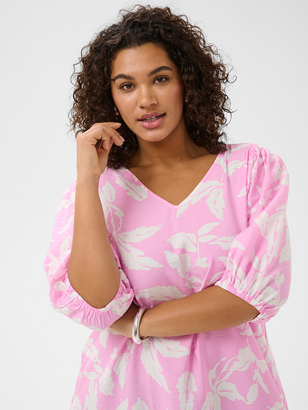 KCMARLA - Plus Size Kjole fra Kaffe Curve