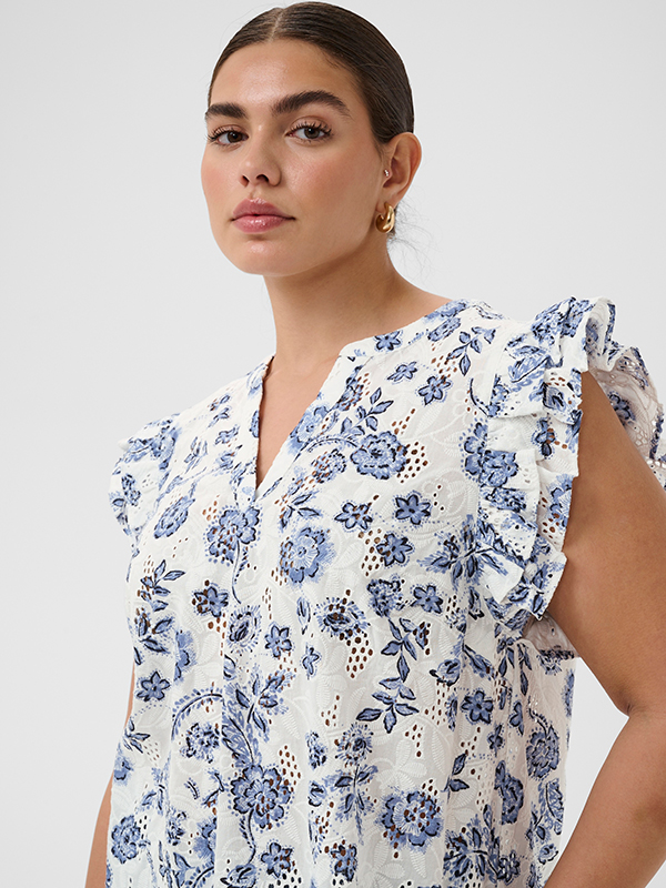 KCLULA - Plus Size Topp fra Kaffe Curve