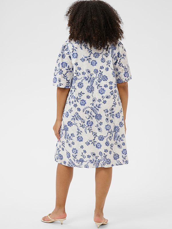 KCLULA - Plus Size Kjole fra Kaffe Curve