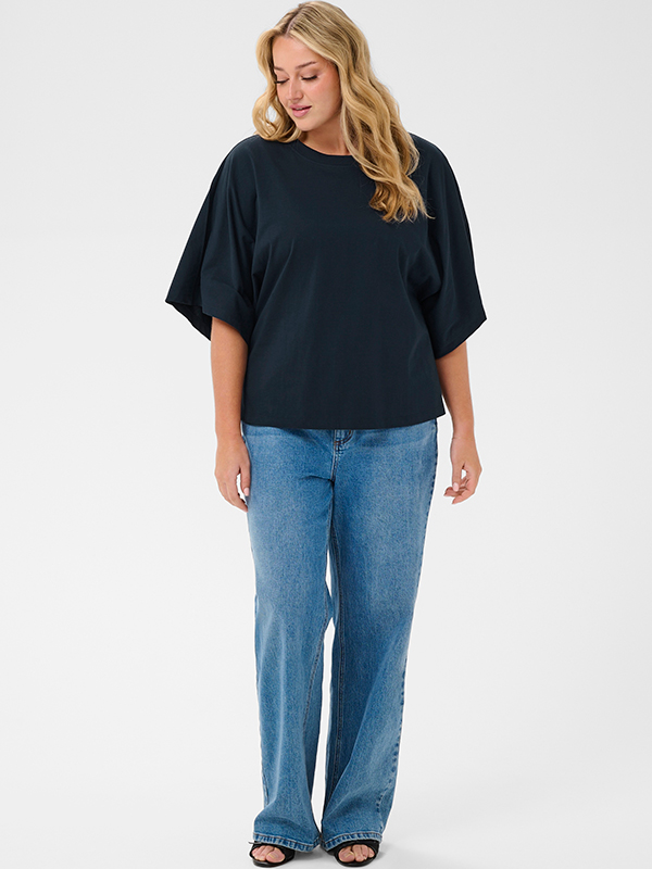 KCSTORMI - Plus Size T-skjorte fra Kaffe Curve