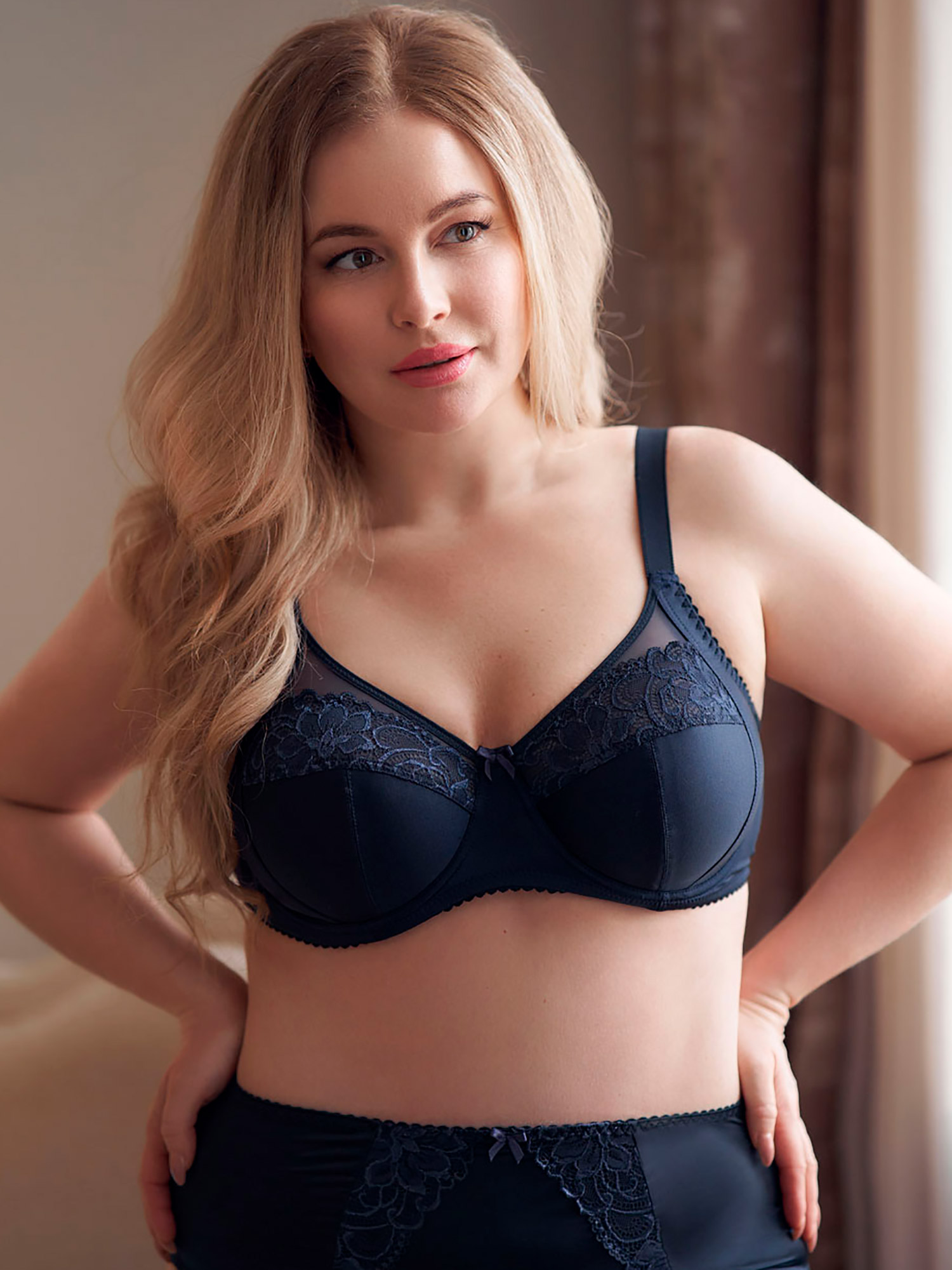 GRACE  - Plus Size BH med bøyle fra Plaisir