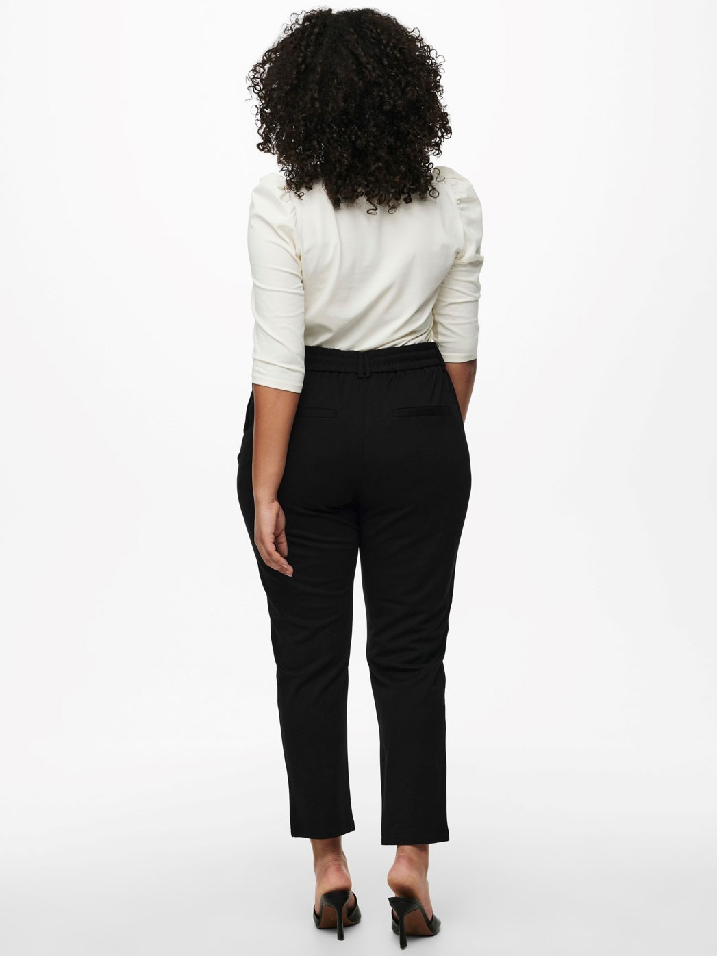 GOLDTRACH - Plus Size Bukser fra Only Carmakoma