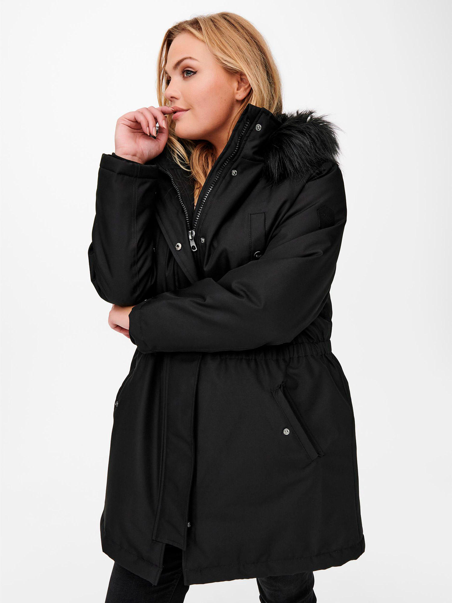 IRENA - Plus Size Jakke fra Only Carmakoma