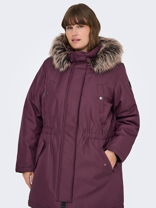 CARIRENA - Plus Size Jakke fra Only Carmakoma