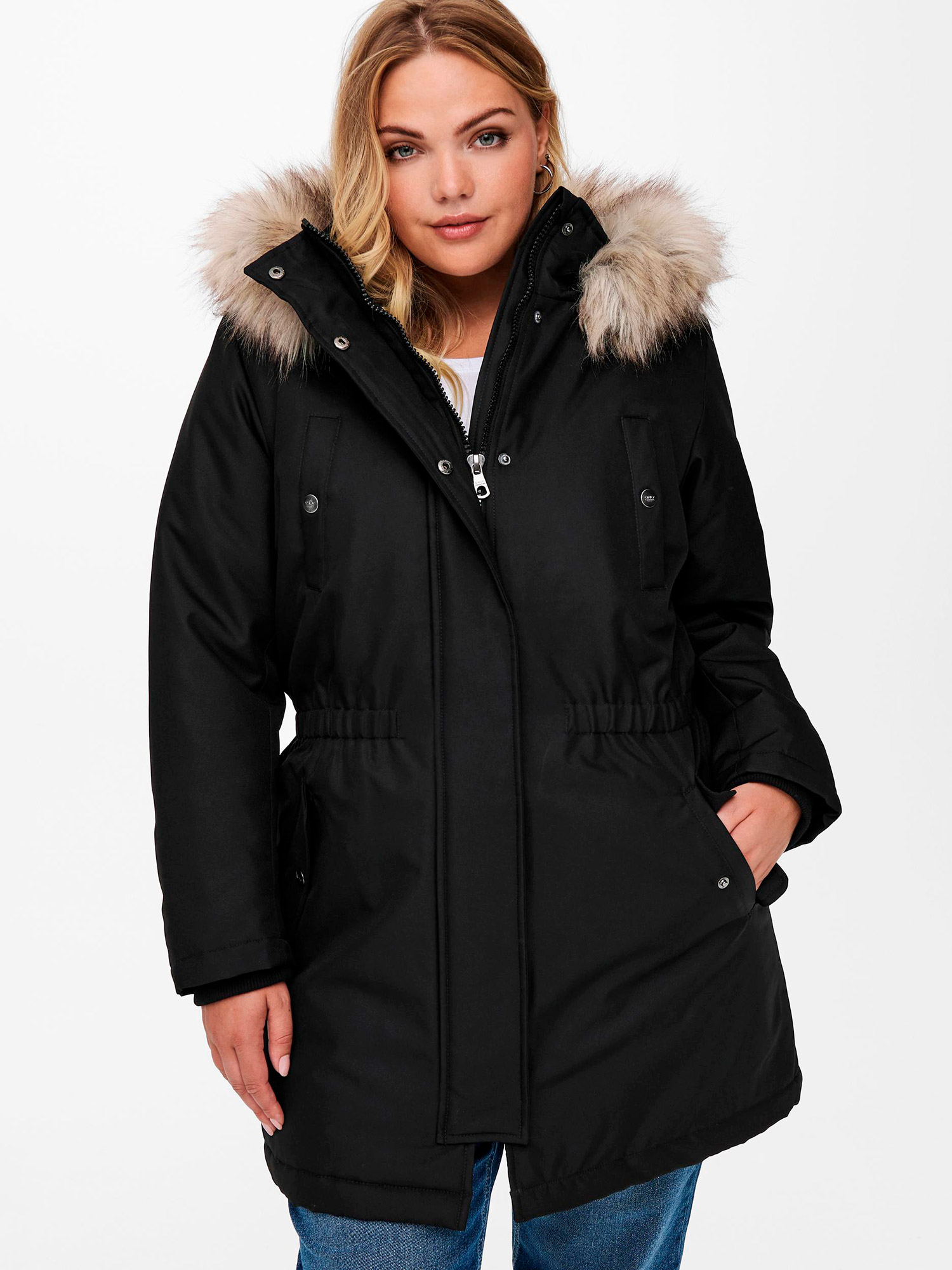 IRENA - Plus Size Jakke fra Only Carmakoma