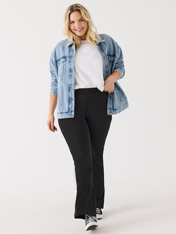 CARPEVER  - Plus Size Bukser fra Only Carmakoma