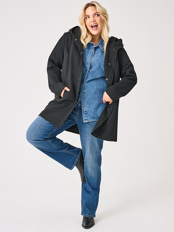 SEDONA  - Plus Size Jakke fra Only Carmakoma