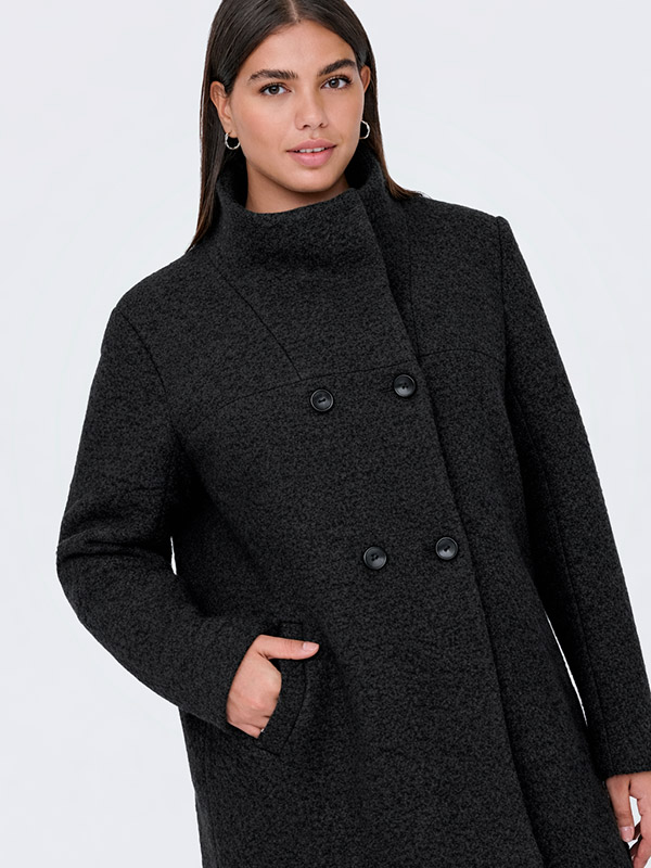 CARNEWSOPHIA - Plus Size Frakk fra Only Carmakoma