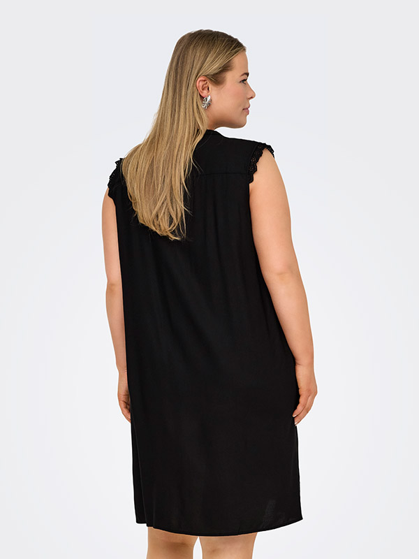 CARMUMI - Plus Size Kjole fra Only Carmakoma