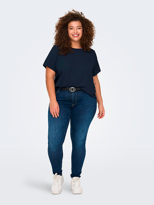 CARVICA - Plus Size Bluse fra Only Carmakoma