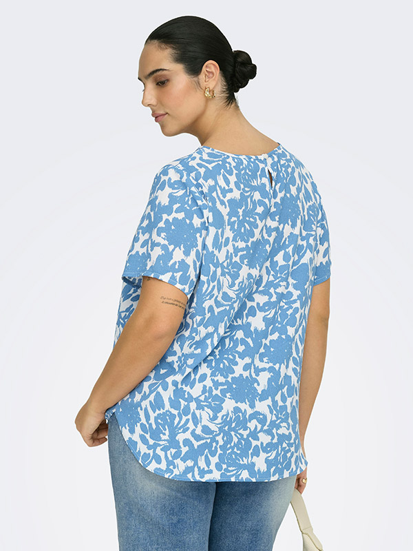 CARVICA - Plus Size Bluse fra Only Carmakoma