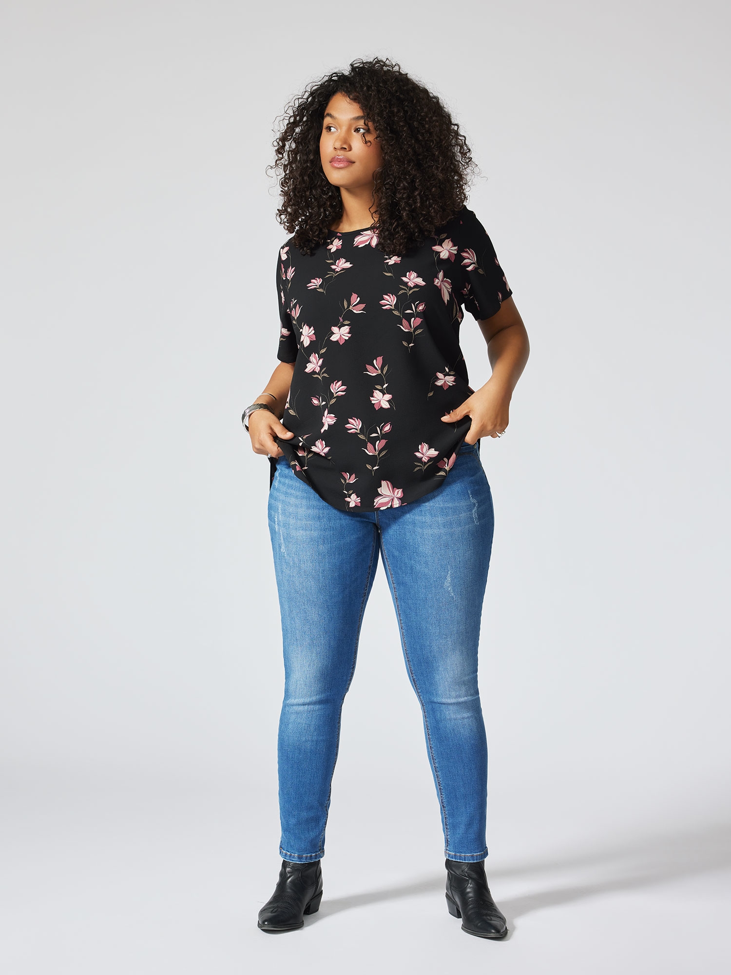 VICA - Plus Size Bluse fra Only Carmakoma