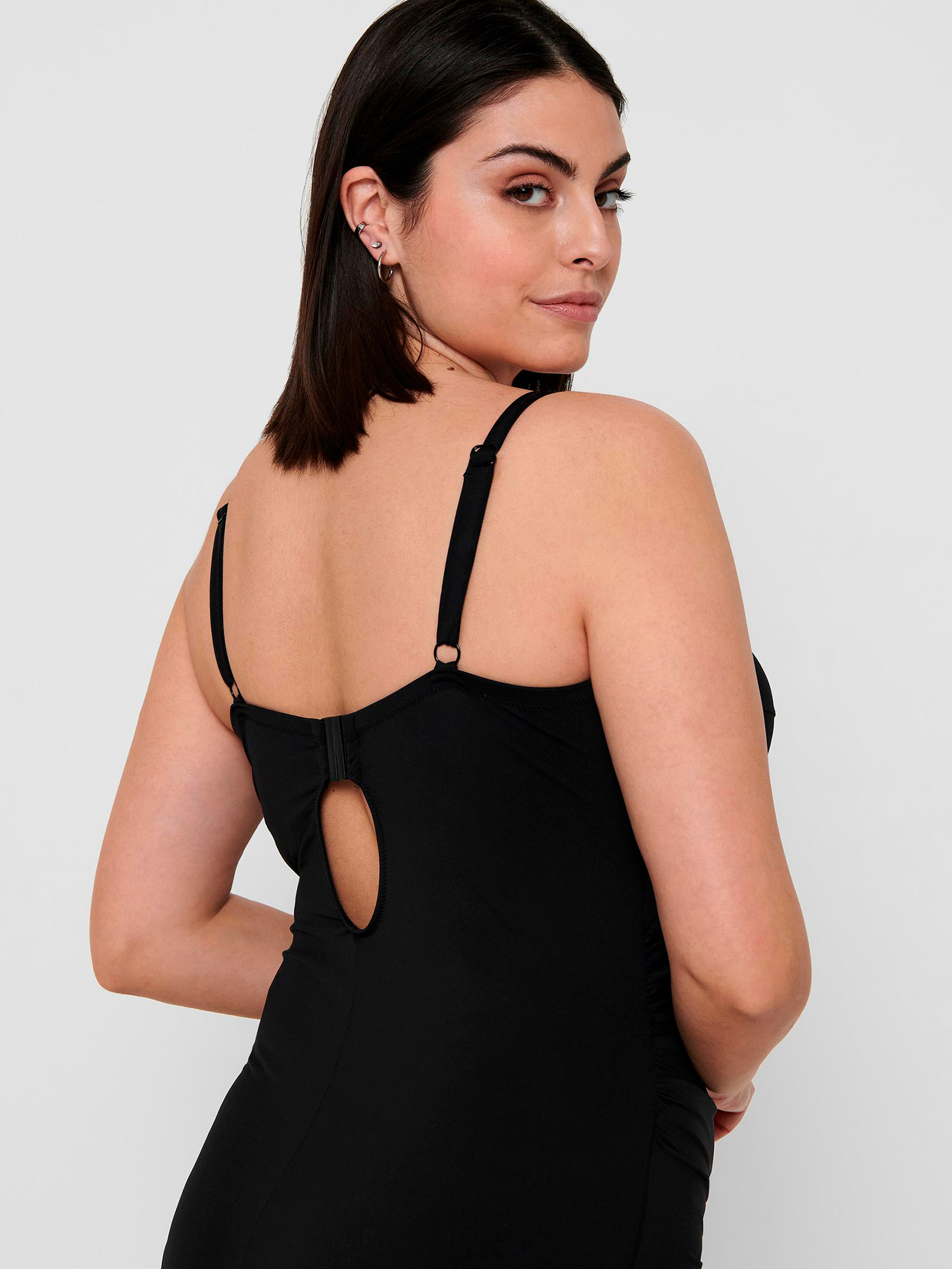 CARELLY - Plus Size Swimsuit fra Only Carmakoma