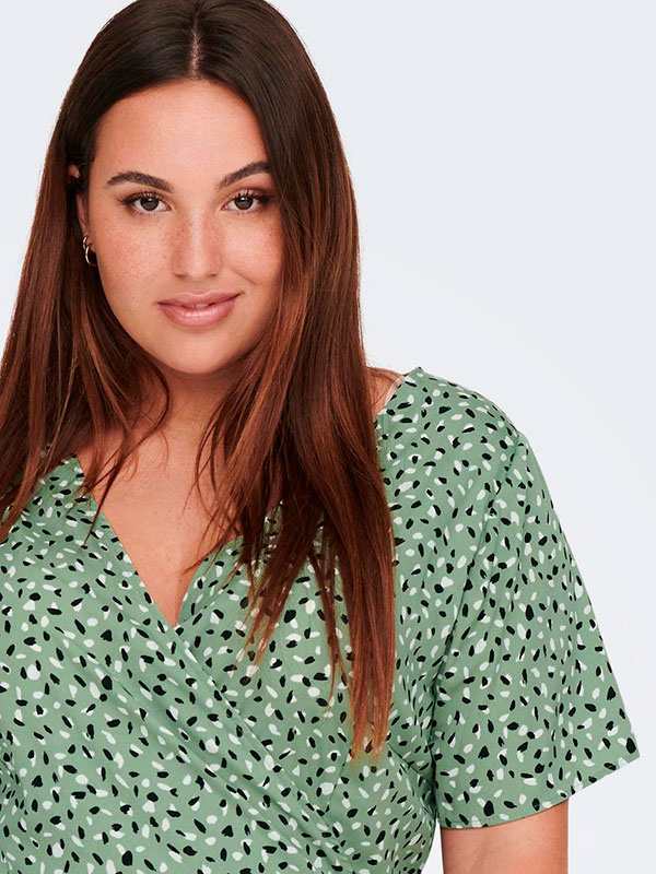LIVIA  - Plus Size Kjole fra Only Carmakoma