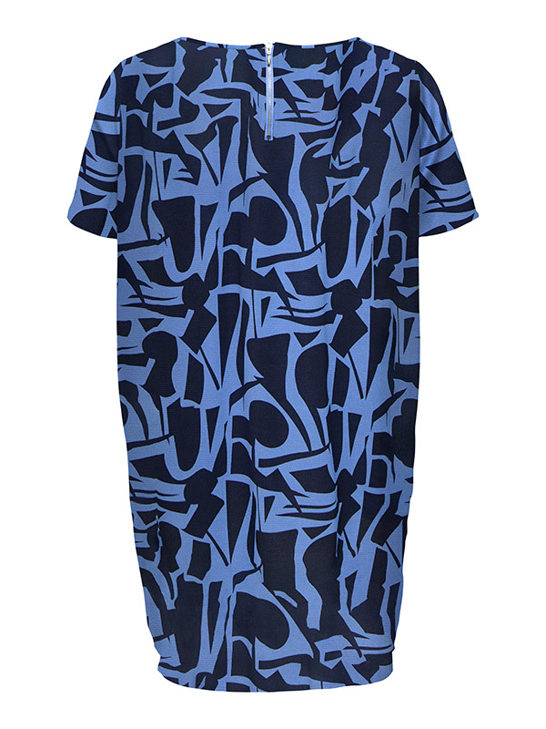 CARLUX - Plus Size Kjole fra Only Carmakoma