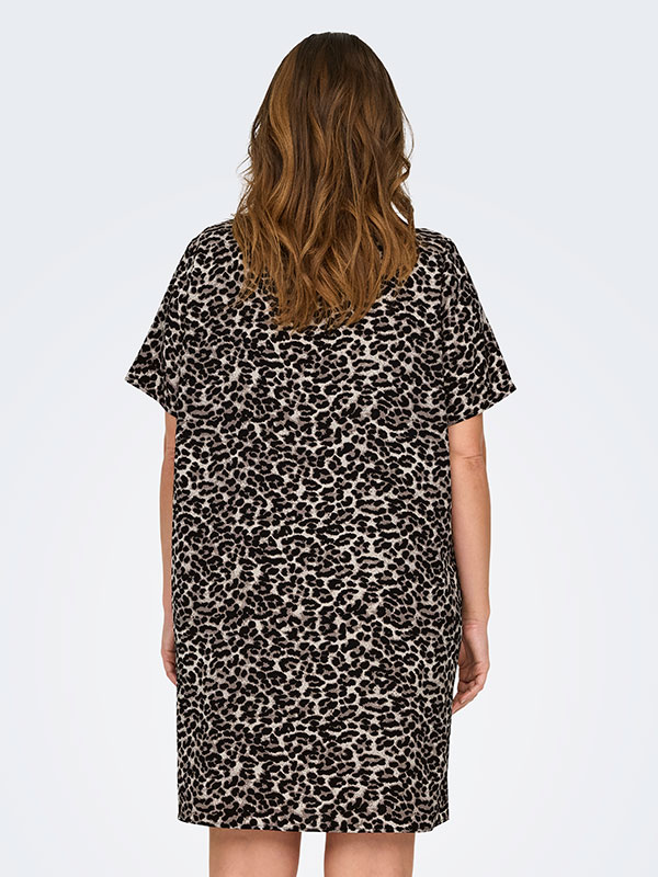 CARLUX - Plus Size Kjole fra Only Carmakoma