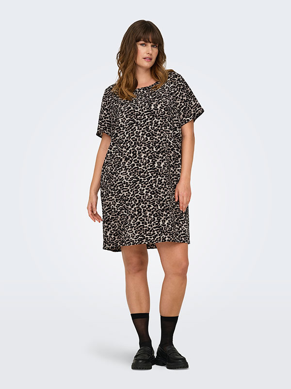 CARLUX - Plus Size Kjole fra Only Carmakoma
