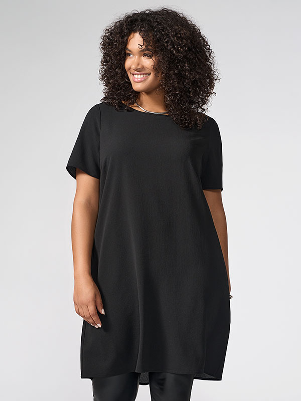 LUX  - Plus Size Kjole fra Only Carmakoma