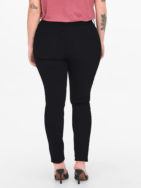 HUBA - Plus Size Jeans fra Only Carmakoma