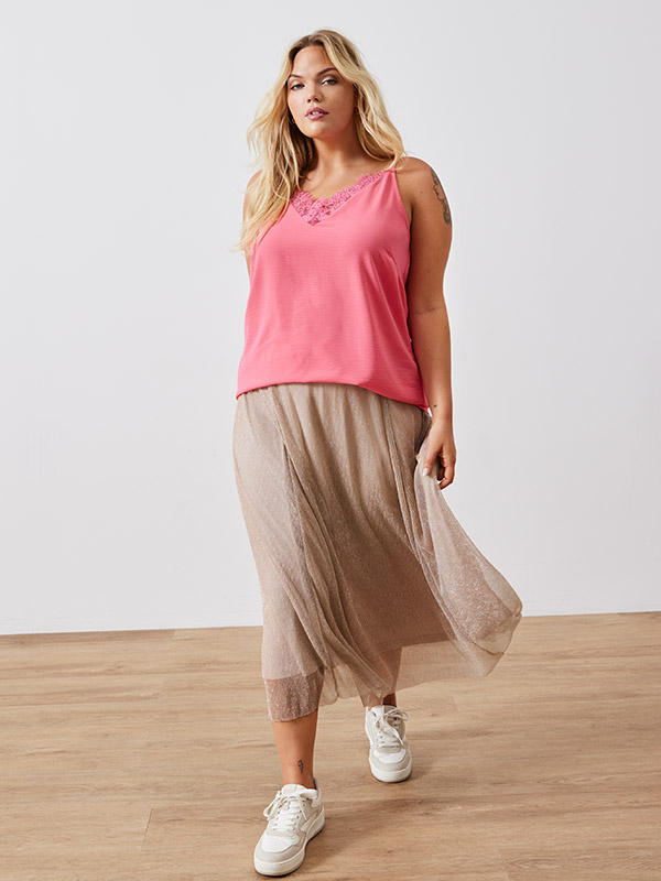 CARMETTA - Plus Size Topp fra Only Carmakoma