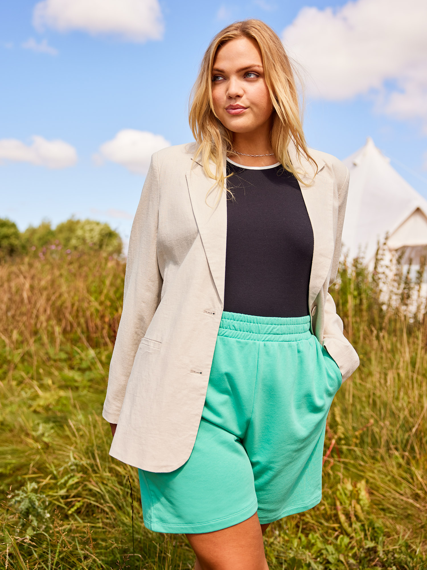 Blazer fra Only Carmakoma