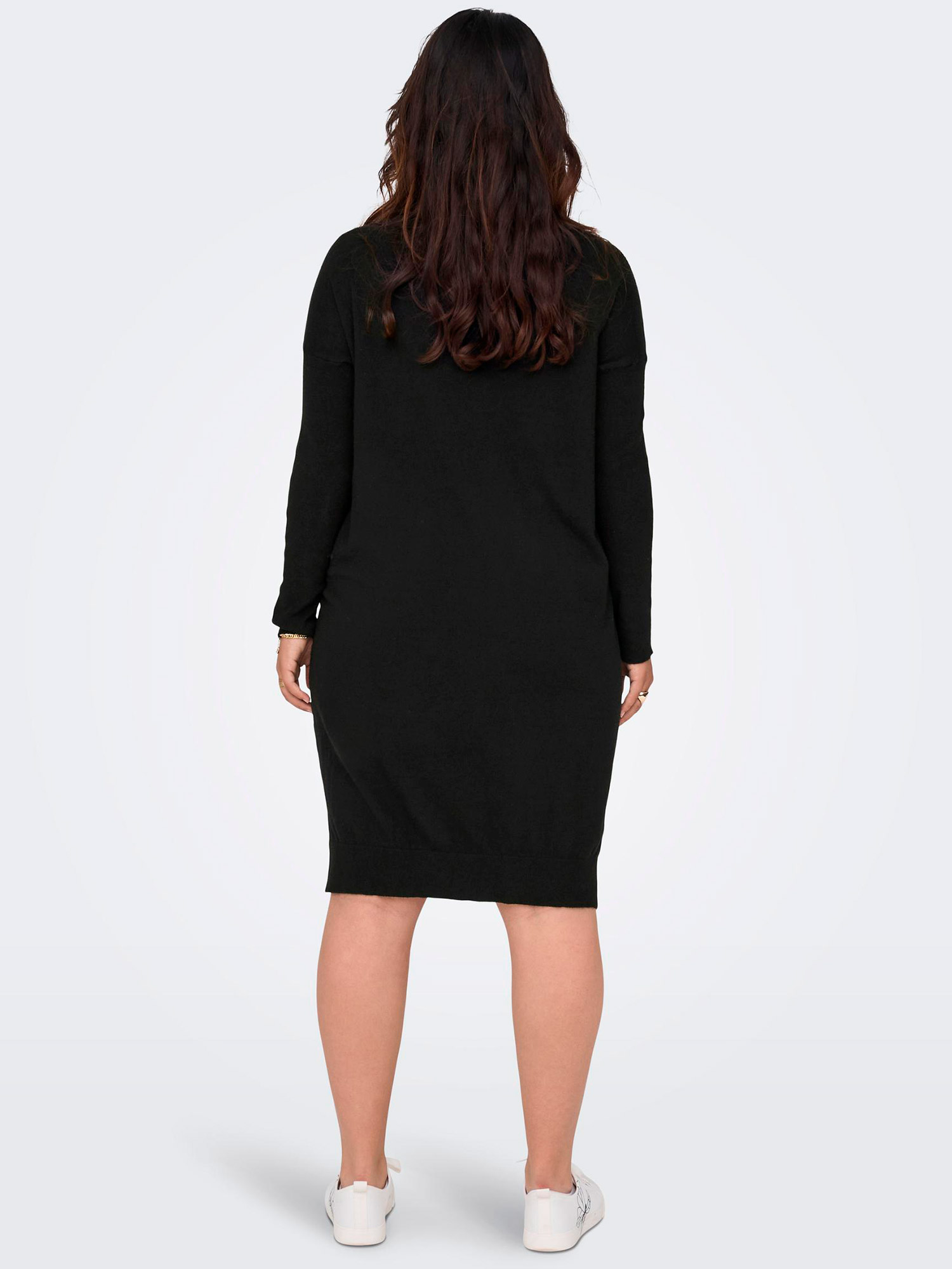 Car IBI - svart strikket kjole fra Only Carmakoma