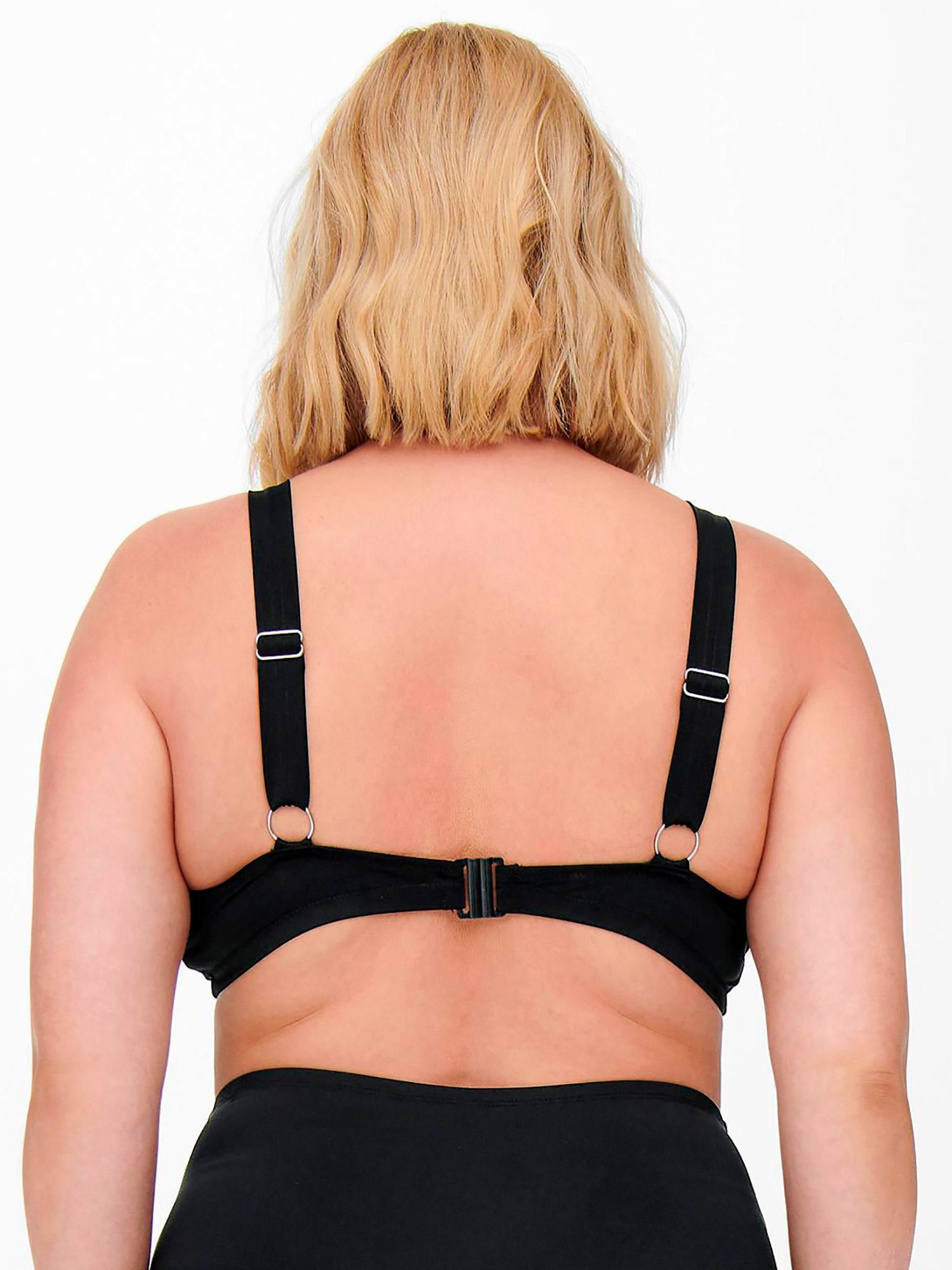 Bikini topp fra Only Carmakoma