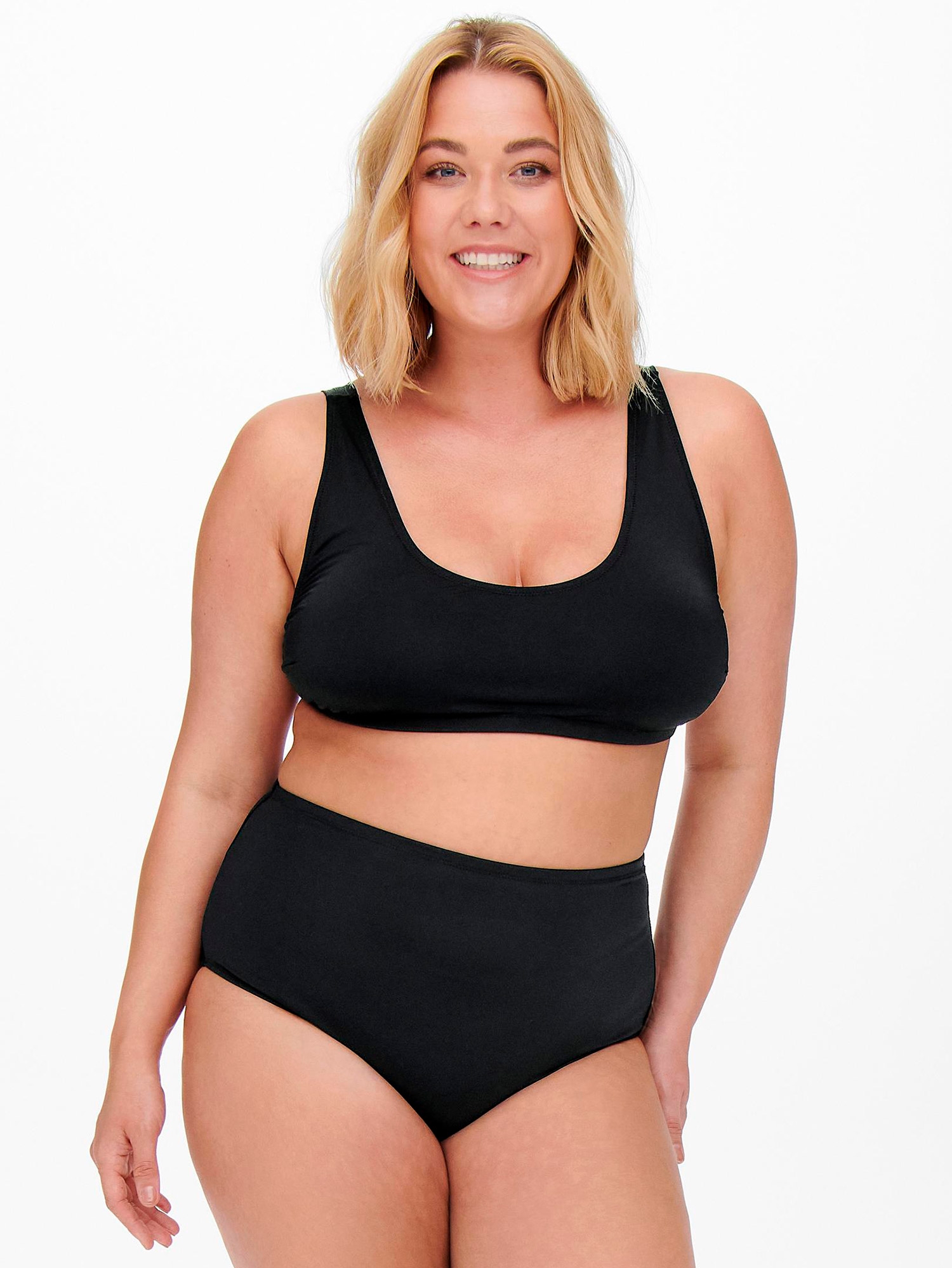 Bikini topp fra Only Carmakoma