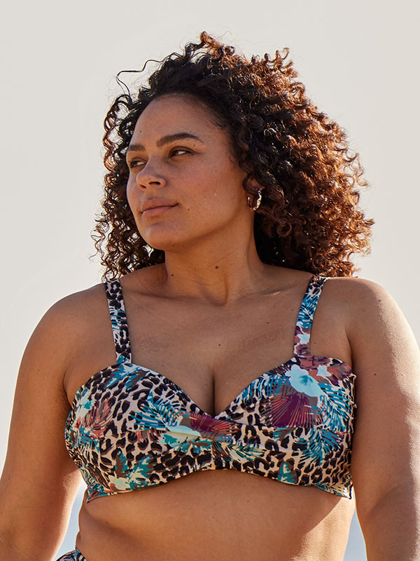 CARSOPHIA - Plus Size Bikini topp fra Only Carmakoma